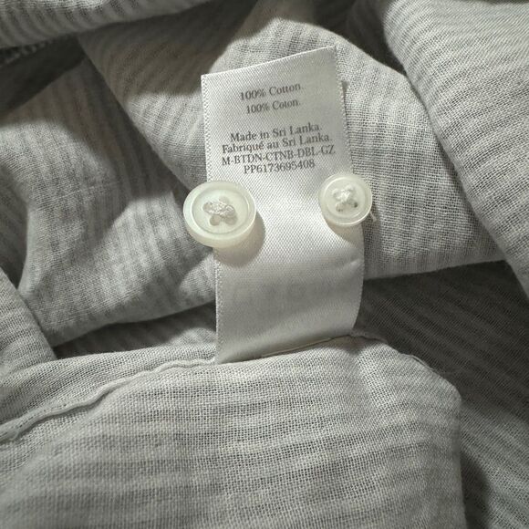 Everlane pin stripe casual button down shirt NWOT - Picture 4 of 9